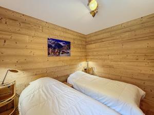 Appartements Appartement standing a Combloux avec balcon et parking - FR-1-560-156 : photos des chambres