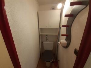 Studio en station avec balcon sud, proche remontées, Wi-Fi, parking gratuit - FR-1-561-136