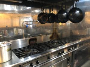 Pro Kitchen and Karaoke 100sqm amusement hotel