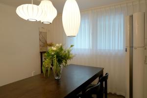 Modern hanok 6 minutes Hongik Station 3BR 1BT