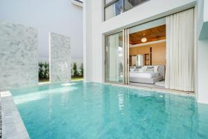 Modern Elegance & Tropical Vibe - 4BR Pool Villa in New Build Residence Lux Pride 2 V10