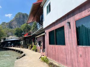 Social Quarters Blanco - Youth Hostel 18 to 35 Only