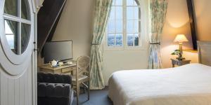 Golf Prestige Room room in Hôtel Château de l'Hermitage