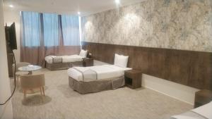 فندق الخلفاء الفضي