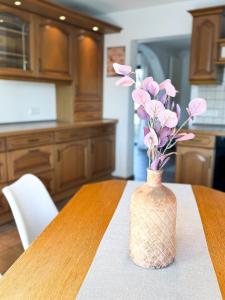 Eifelstube - Cozy 130 qm apartment with big sun terrace