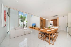 Exclusive 4BR Pool Designer Villa in Lux Pride 2 V6 Residence, Near Laguna