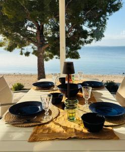 Buqez Eco Resort - calm beach house 23