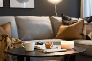 Guestly Homes - 1BR Scandinavian Comfort