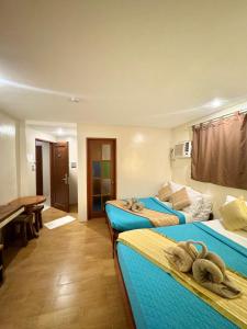 White Beach Suites Boracay