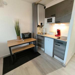 Appartements Studio renove avec jardin proche de la plage : photos des chambres
