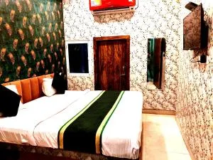 Shri Banke Bihari Seva Sadan Vrindavan - Alígarh