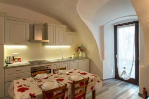 Casa Margherita PT, Borno Ospitar