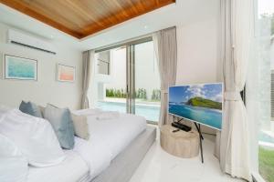 Exclusive Living in Designer 4BR Pool Villa in Lux Pride 2 V11 Residence, Near Laguna