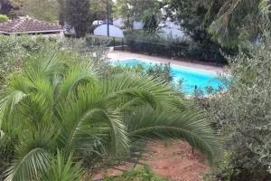 Studio 4P pool parking balcony terrace - IFSI - Le Four-à-Chaux