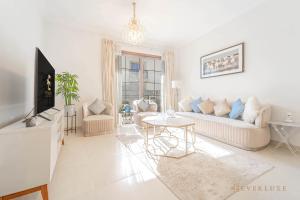 Everluxe Holiday Homes Rental 1BR Madinat Badr