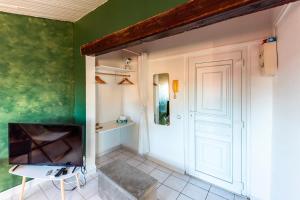 Appartements La Bulle Tropicale - Appt climatise a Draguignan : photos des chambres