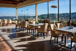 The White Rock Inn & Dine