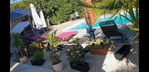 Maisons de vacances F1 Moderne avec Piscine privee et Vue sur le Garlaban : photos des chambres