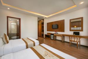 Phòng Deluxe 4 Người (Deluxe Quadruple Room)