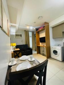 Cozy 1 Bedroom Condo Unit