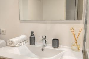 Appartements La Savane, Studio Calme & Hyper Centre Villefranche-sur-Saone : photos des chambres