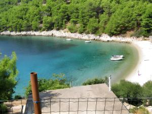 Charming Apartment with Sea View, Gdinj, 70 m², Garden