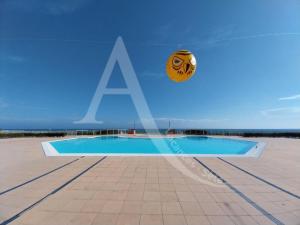 STUDIO 4 PERS, PKG, 1ERE LIGNE MER, PISCINE, TENNIS