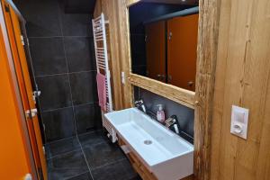 Appartements Gite 3 etoiles jusqu-a 12 pers : photos des chambres