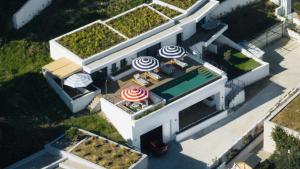 Hilltop House 4 bed Private pool Stunning and unbeatable views