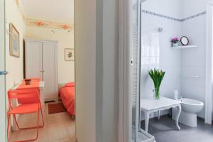 Small Double or Twin Room room in B&B All'Ombra di San Pietro