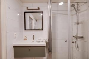 Grasmus I Kalme Woning met Openhaard en Tuin