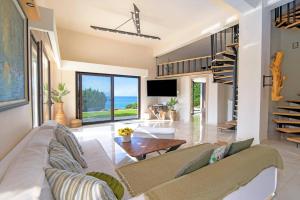 Villa Seawave by Villa Plus