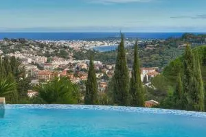 Immogroom - Exceptional Villa - Sea view - Pool - Vallauris