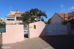 Maisons de vacances La maison du theatre : photos des chambres