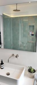 Cosy oasis with a view