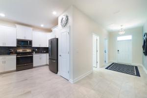 Beautiful Mansion on the Prestigious Champions Gate Orlando Mansion 5350