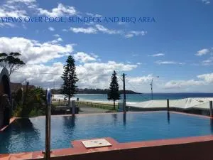 Beach House Mollymook - Mollymook