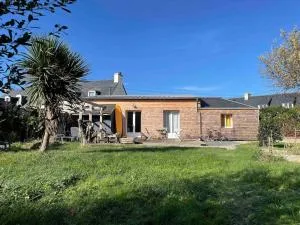 Step-free fisherman's house in Penmarch - Kérity