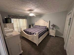 Woodson Bend Resort Condo 7-3 Extremely Large Luxury 1 Bedroom Sleeps 6