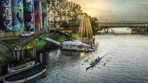 The Côôn Tinyfloatinghome