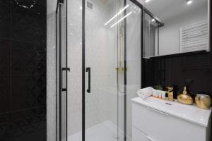 Wyjątkowy Apartament dla 4 osób by Noclegi Renters