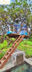 A Mango Tree House with a private swimming pool - 乌明亚