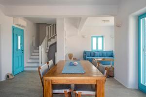Searenity Villas - Seafront