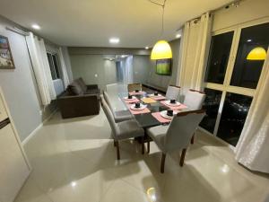 Apartamento 3 suites 400m da praia