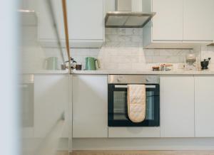 The Bay Hideaway - Lovely 2bd house - up to 6 people