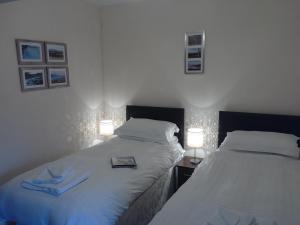 Two-Bedroom Apartment room in Old Coach House At The Golden Lion