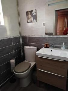 Maisons de vacances Maison accueillante a Margerie-Hancourt avec jardin 91 m² : photos des chambres
