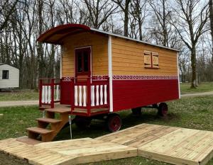 Camping de la Croix dArles