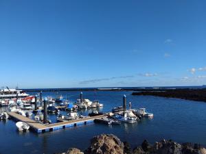 Home2Book Delightful Órzola Duplex by the Coast