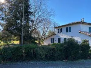 Domaine en Bélard - Razengues